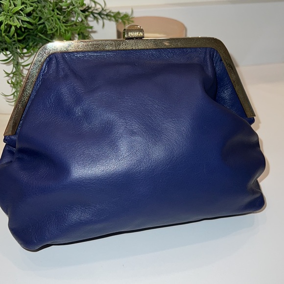FURLA New Navy Leather Handbag with removable, hideable dainty strap - Picture 7 of 9